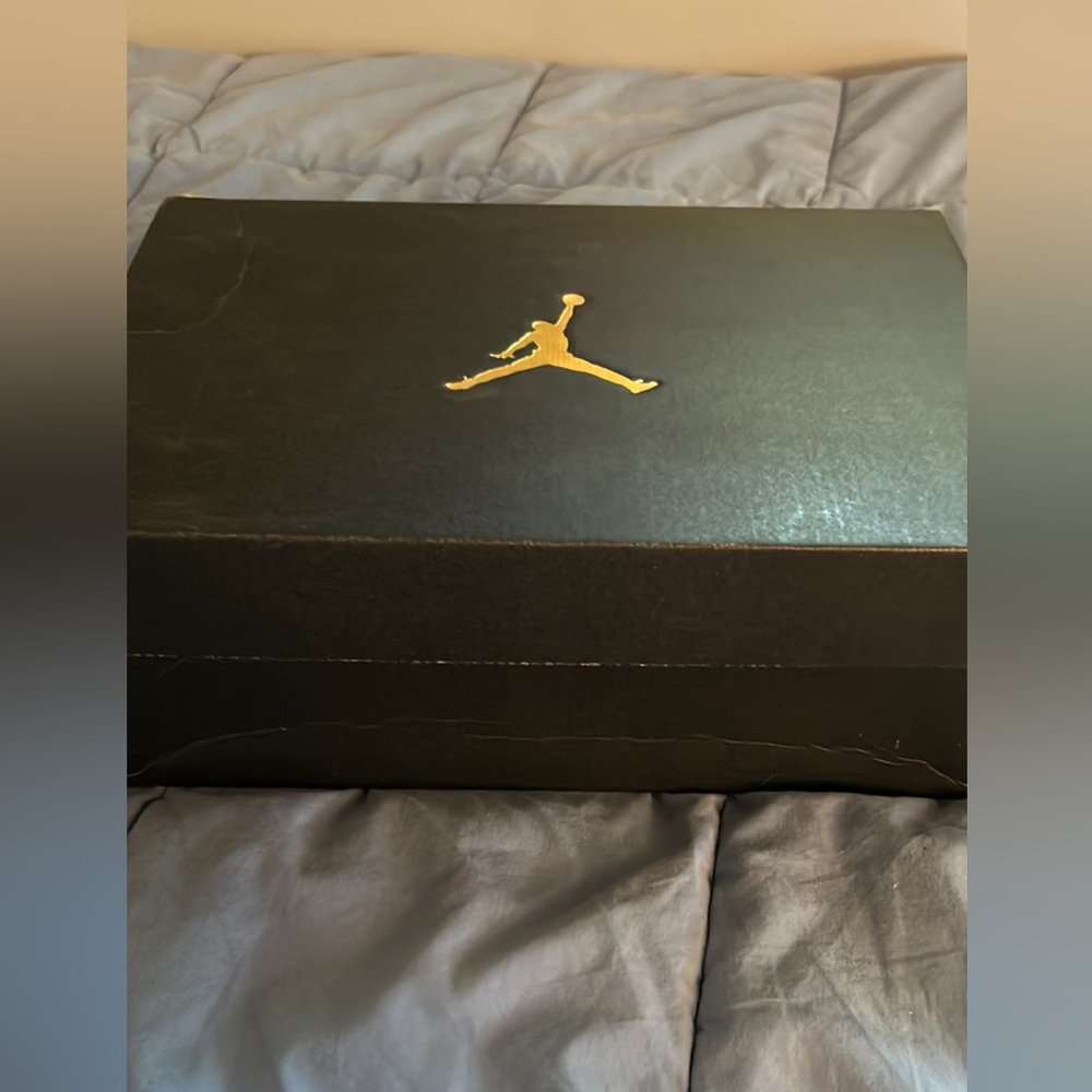 Jordan 1 low Cardinal red